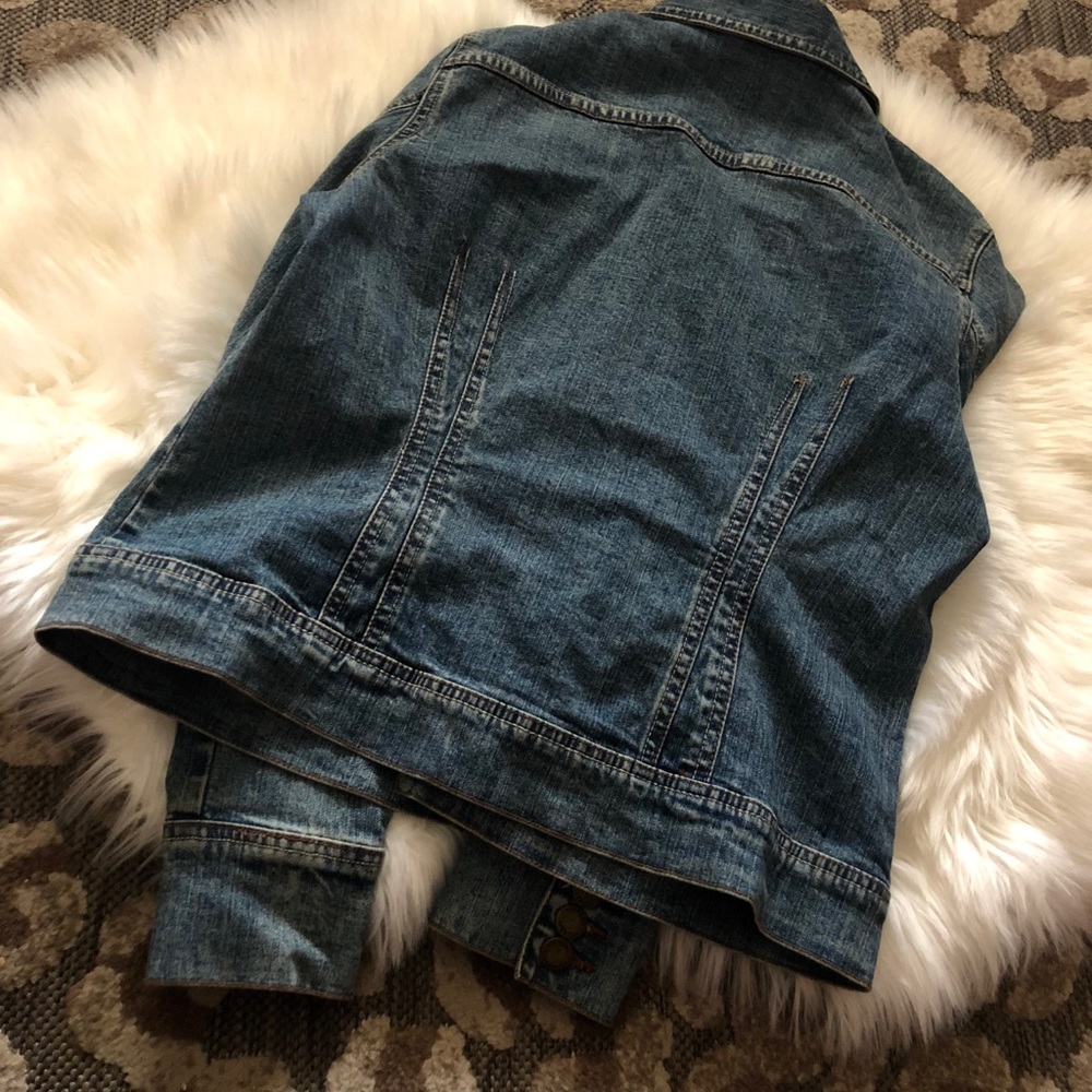 Stretchy Jean Jacket - Picture 3 of 4